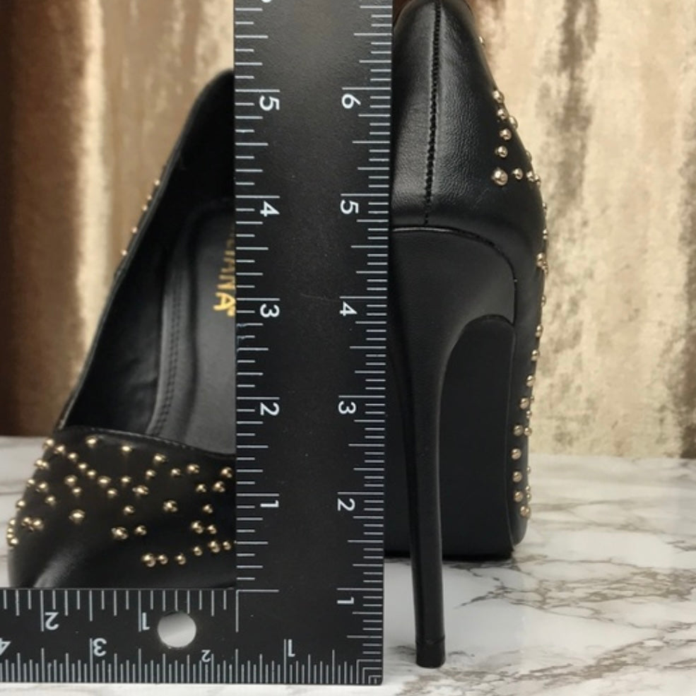 Black pointed toe stud detailed stiletto