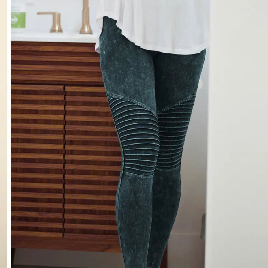 Mineral Washed Leggings (Hunter Green)