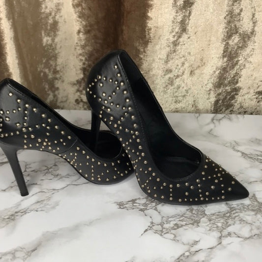 Black pointed toe stud detailed stiletto